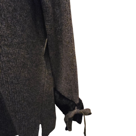 NIC+ZOE Charcoal V-Neck Sweater - Picture 4 of 7
